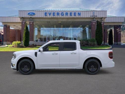 2026 Ford Maverick Lobo Standard