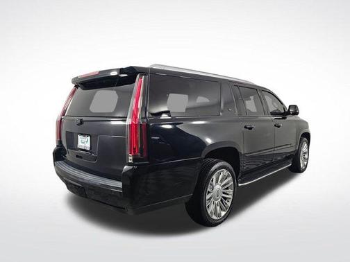 2019 Cadillac Escalade ESV Luxury