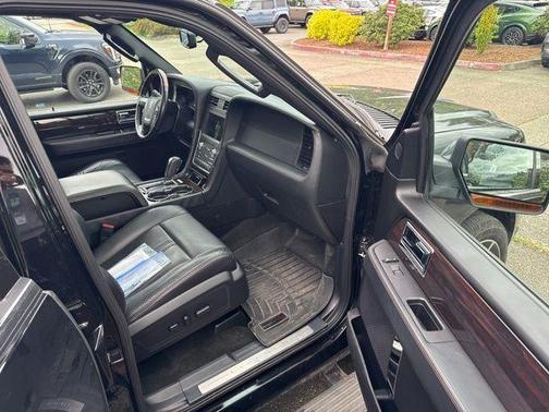 Black Velvet 2017 Lincoln Navigator Reserve