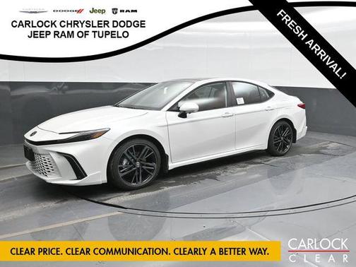 Wind Chill Pearl 2025 Toyota Camry XSE