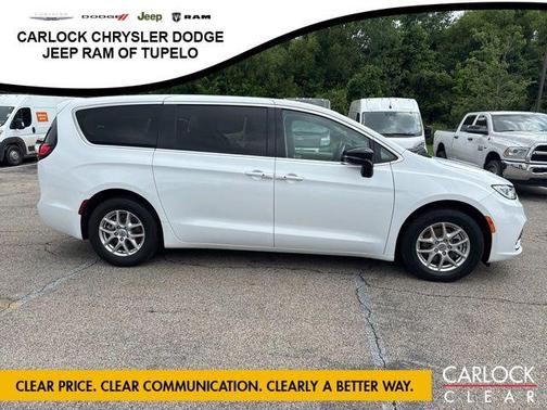 Bright White Clearcoat 2024 Chrysler Pacifica Touring L