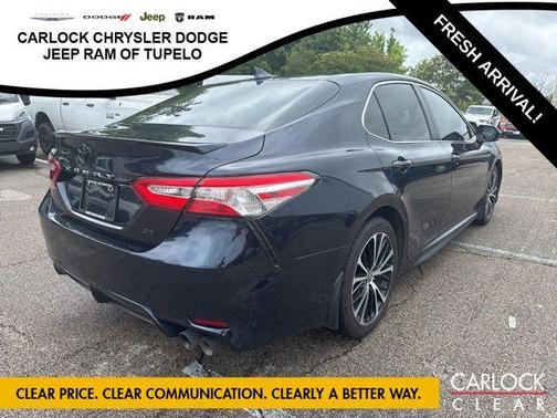 Galactic Aqua Mica 2020 Toyota Camry SE