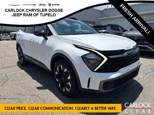 Glacial White Pearl 2023 Kia Sportage X-Line