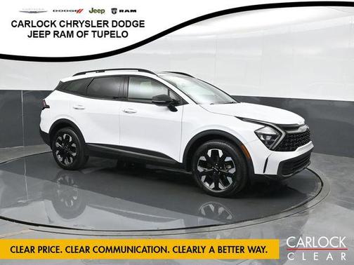 Glacial White Pearl 2023 Kia Sportage X-Line