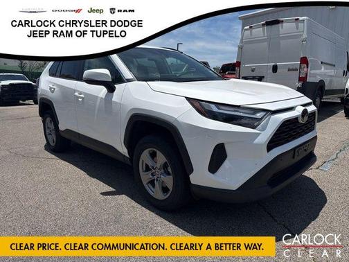 Ice Cap 2024 Toyota RAV4 XLE
