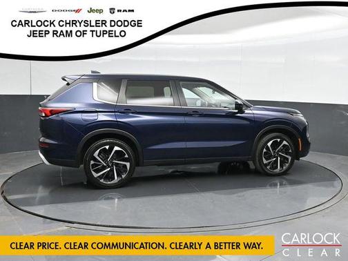 Cosmic Blue Metallic 2024 Mitsubishi Outlander SE S-AWC