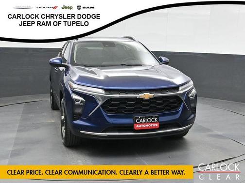 Blue Glow Metallic 2024 Chevrolet Trax LT