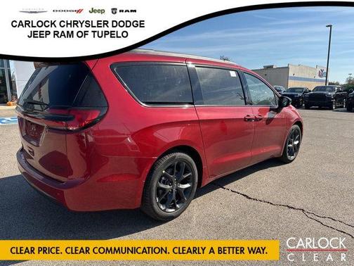 Red Hot Pearlcoat 2026 Chrysler Pacifica Limited
