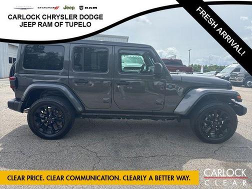 Granite Crystal Metallic Clearcoat 2025 Jeep Wrangler 4xe Sahara