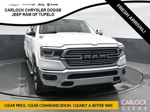 Bright White Clearcoat 2020 RAM 1500 Laramie