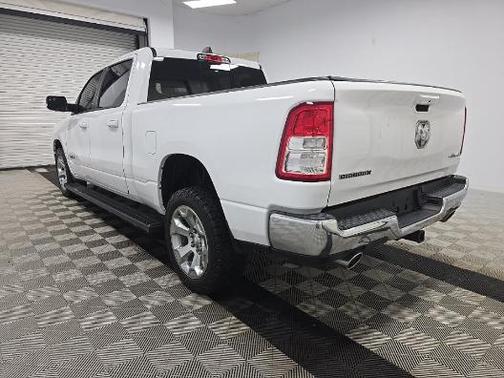 Bright White Clearcoat 2022 RAM 1500 Big Horn/Lone Star