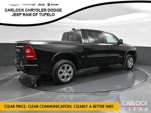Diamond Black Crystal Pearlcoat 2026 RAM 1500 Big Horn/Lone Star