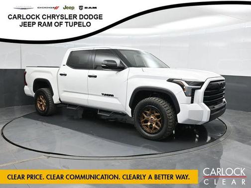 Ice Cap 2023 Toyota Tundra SR5