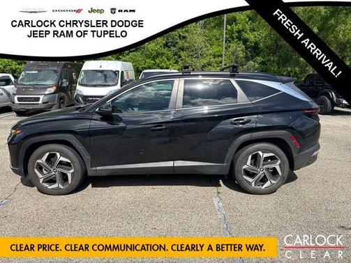 Black Pearl 2024 Hyundai TUCSON SEL
