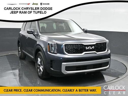 Gravity Gray 2024 Kia Telluride LX