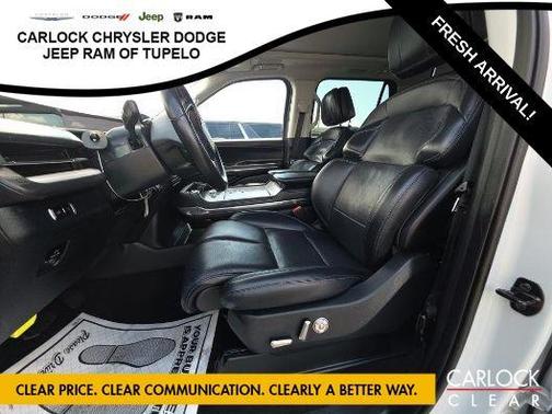 CRYSTAL WHITE METALLIC CC 2025 Lincoln Navigator Reserve