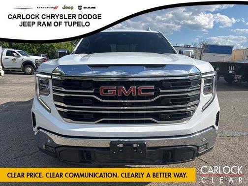 Summit White 2022 GMC Sierra 1500 SLT