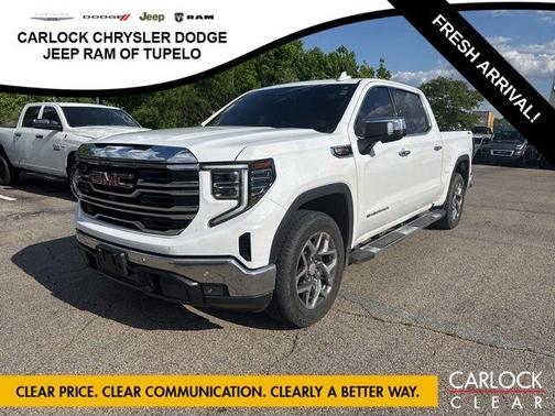 Summit White 2022 GMC Sierra 1500 SLT