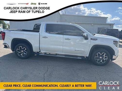 Summit White 2022 GMC Sierra 1500 SLT