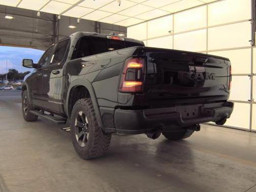 Diamond Black Crystal Pearlcoat 2021 RAM 1500 Rebel