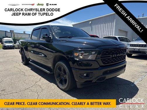 Diamond Black Crystal Pearlcoat 2024 RAM 1500 Big Horn/Lone Star