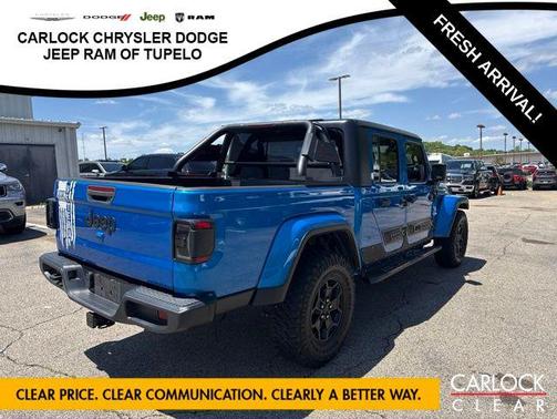 Hydro Blue Pearlcoat 2021 Jeep Gladiator Willys 4x4