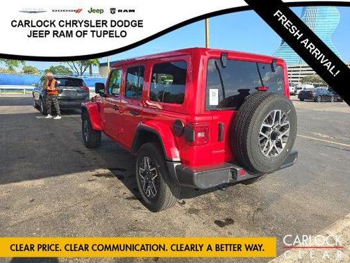 Firecracker Red Clearcoat 2025 Jeep Wrangler 4-Door Sahara 4x4