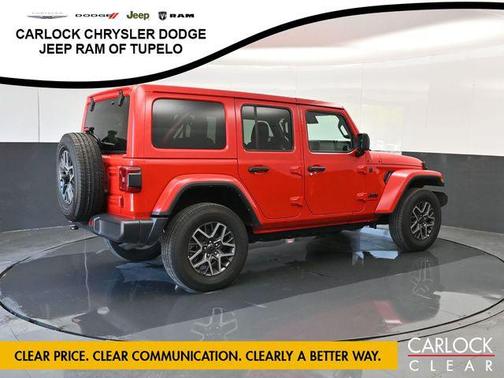 Firecracker Red Clearcoat 2025 Jeep Wrangler 4-Door Sahara 4x4
