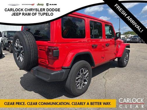 Firecracker Red Clearcoat 2025 Jeep Wrangler 4-Door Sahara 4x4