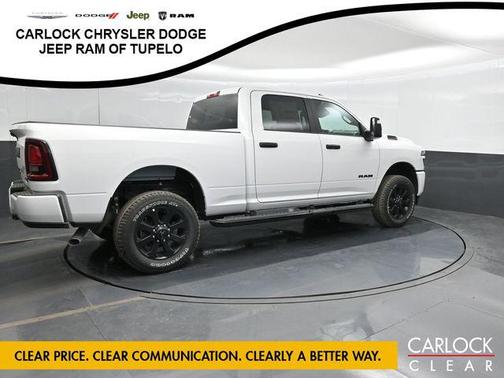 Bright White Clearcoat 2026 RAM 2500 Big Horn Crew Cab 4x4 6'4' Box