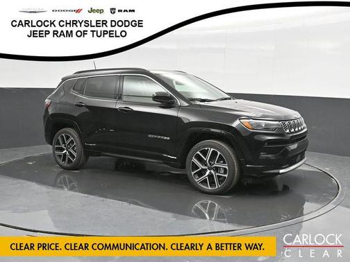 Diamond Black Crystal Pearlcoat 2025 Jeep Compass Limited