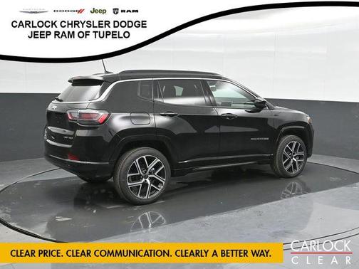 Diamond Black Crystal Pearlcoat 2025 Jeep Compass Limited