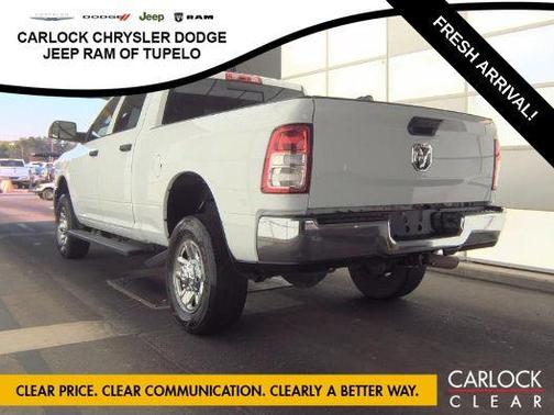 Bright White Clearcoat 2022 RAM 2500 Tradesman Crew Cab 4x4 6'4' Box