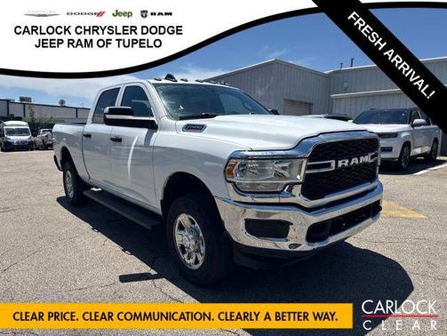 Bright White Clearcoat 2022 RAM 2500 Tradesman Crew Cab 4x4 6'4' Box