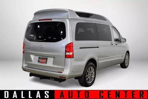 2016 Mercedes-Benz Metris Base