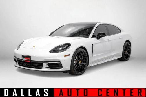 2019 Porsche Panamera S