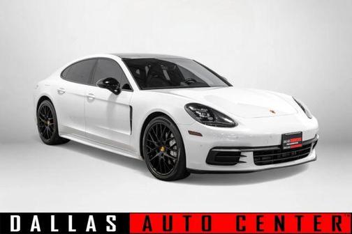 2019 Porsche Panamera S
