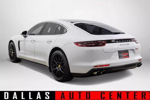 2018 Porsche Panamera 4S