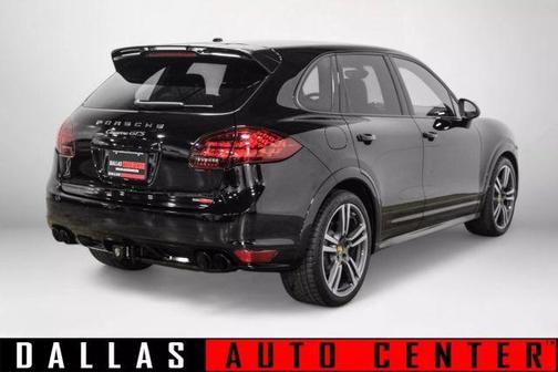 2014 Porsche Cayenne GTS