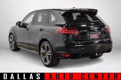 2014 Porsche Cayenne GTS