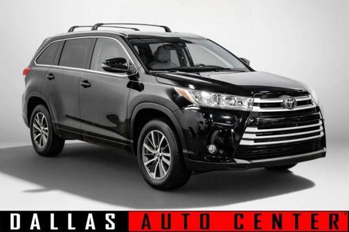 Black 2018 Toyota Highlander XLE