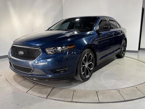 2016 Ford Taurus SHO
