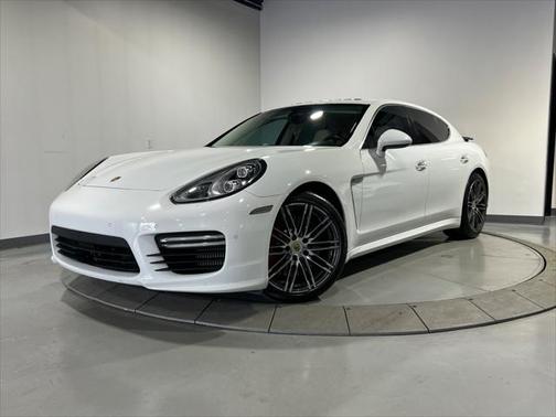 2016 Porsche Panamera Turbo