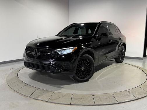 Black 2024 Mercedes-Benz GLC 300 4MATIC