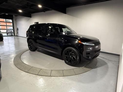 2023 Land Rover Range Rover Sport SE