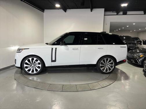 2023 Land Rover Range Rover P400 SE
