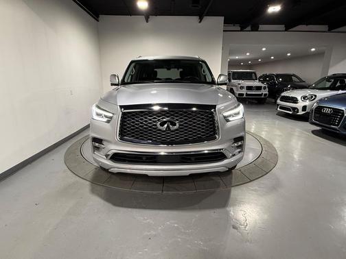 2020 INFINITI QX80 Luxe