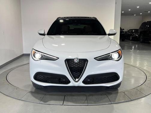 2022 Alfa Romeo Stelvio Ti
