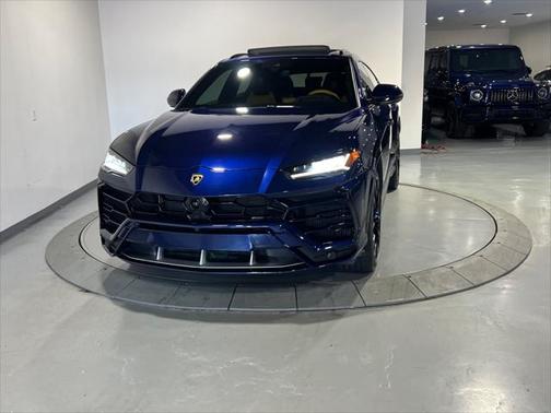 2021 Lamborghini Urus SUV