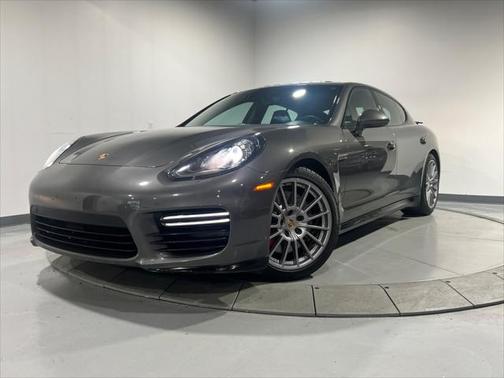 2014 Porsche Panamera GTS
